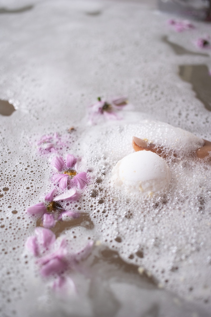 how to make the best smelling bath bombs