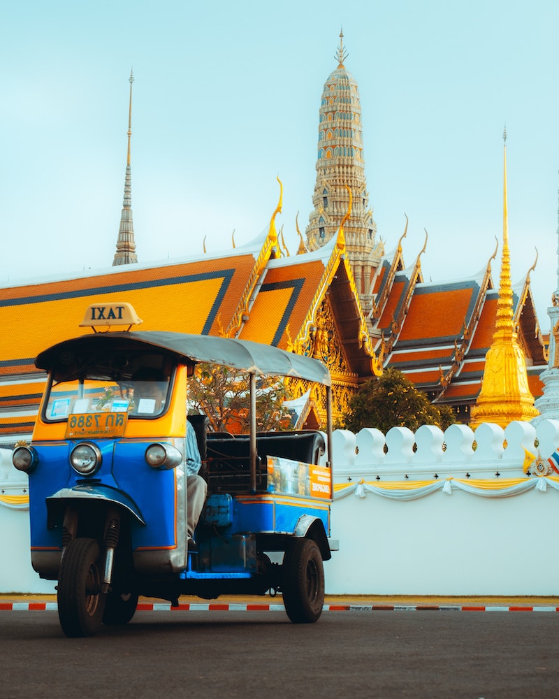 picture of a parked tuk tuk in bangkok