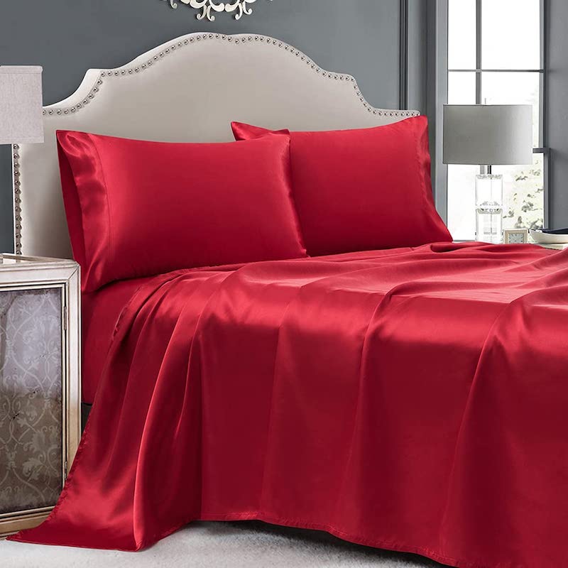 bright red velvet bed sheets