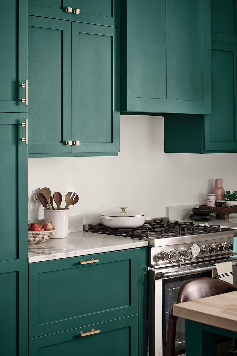 The 7 Trendiest Bold Colors to Paint Your Kitchen, According to Designers