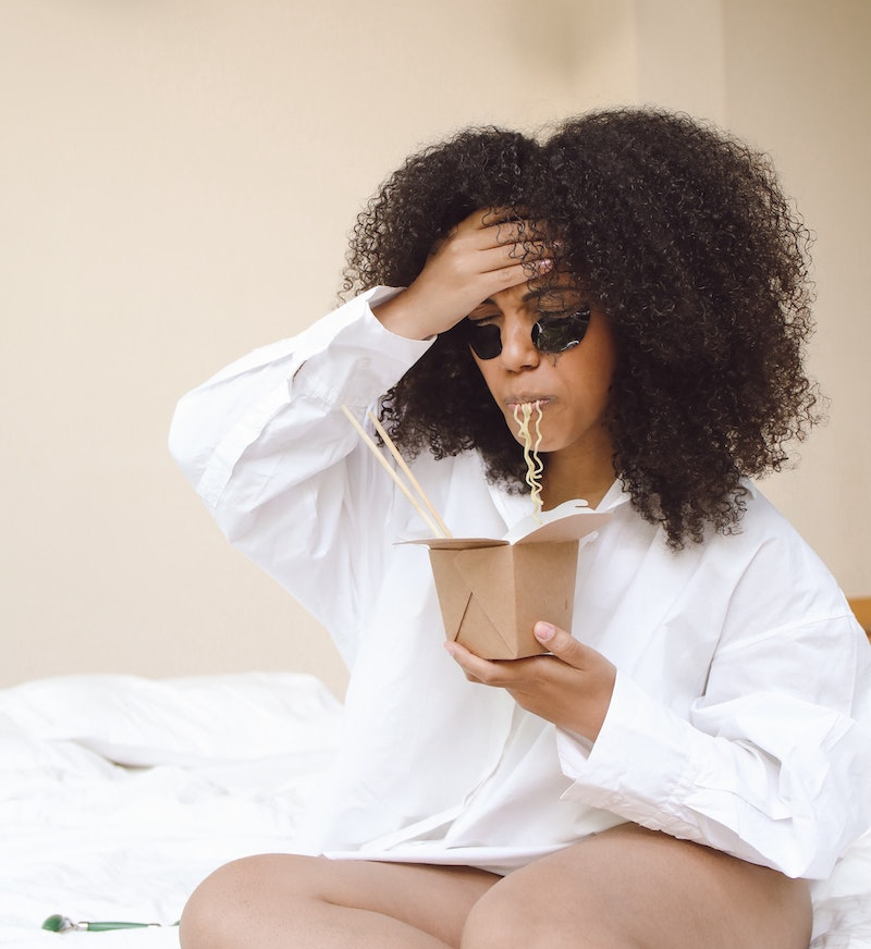 5 Foods & Drinks That Cause Migraines and 5 That Cure Them