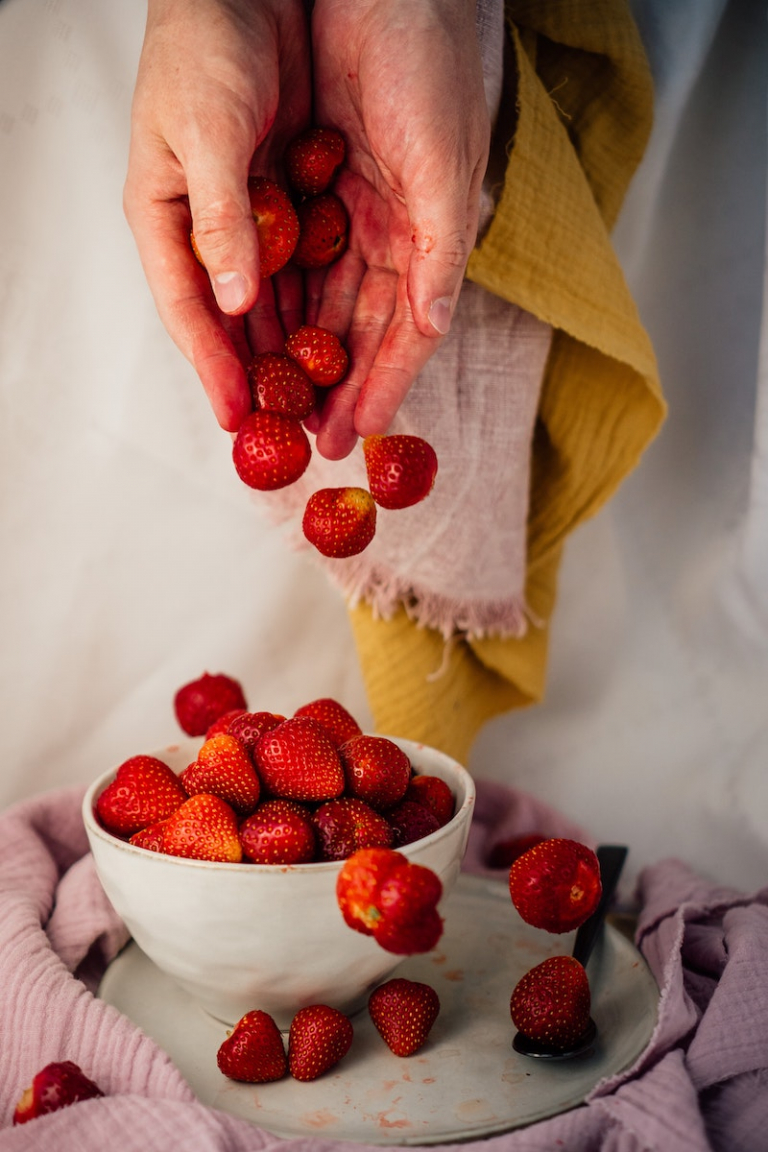 5 Surprising Health Benefits of Eating Strawberries You Didn't Know About