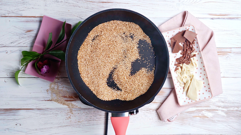 crisped brown quinoa seeds