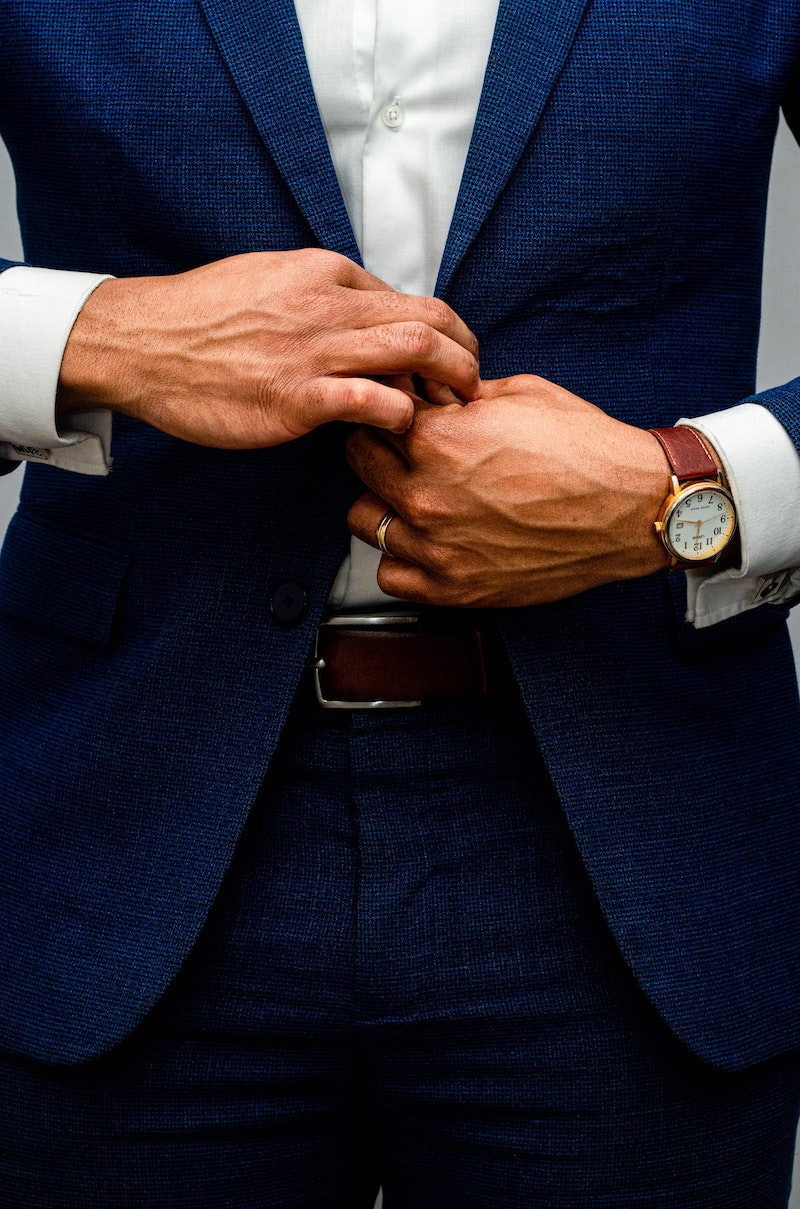 styling a watch with an outfit