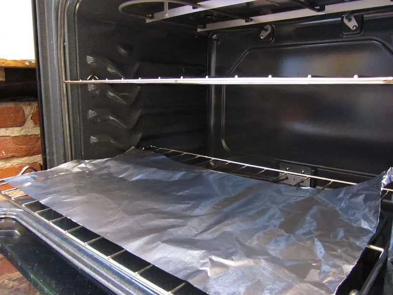aluminum foil on oven rack