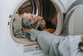 How to Properly Wash Your Bed Linens For Comfort & Hygiene