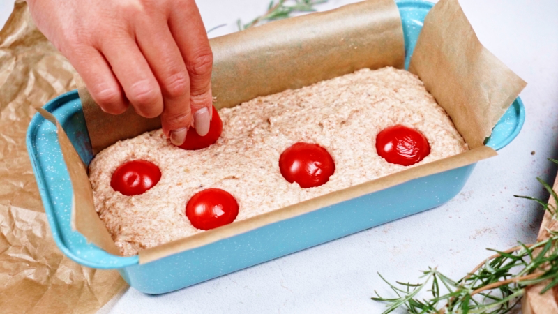 resize easy tomato garlic bread