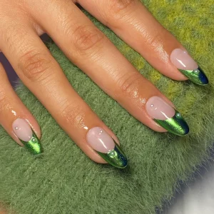 5 Coolest Nail Trends to Rock This Autumn (according to nail artists)