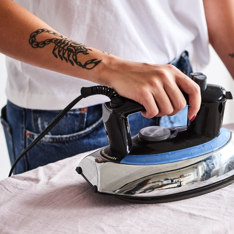 how to clean your iron plate