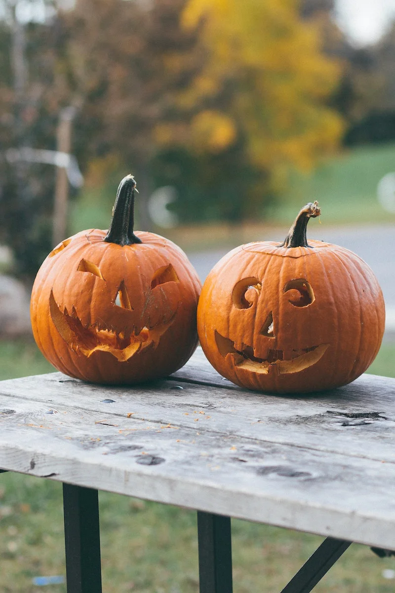 pumpkin carving ideas two halloween pumpkins
