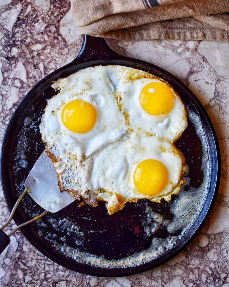 what can you not cook in cast iron