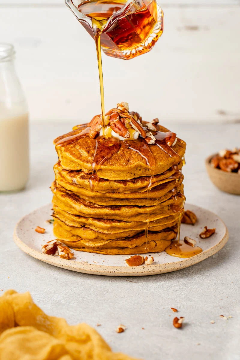 fluffy pumpkin pancakes