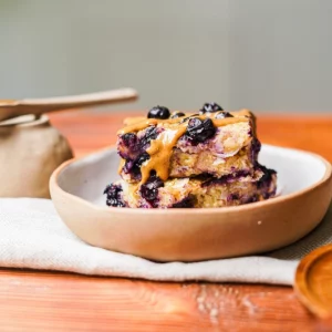 Gluten-Free Blueberry Baked Oatmeal Bars: Healthy 30-Minute Breakfast