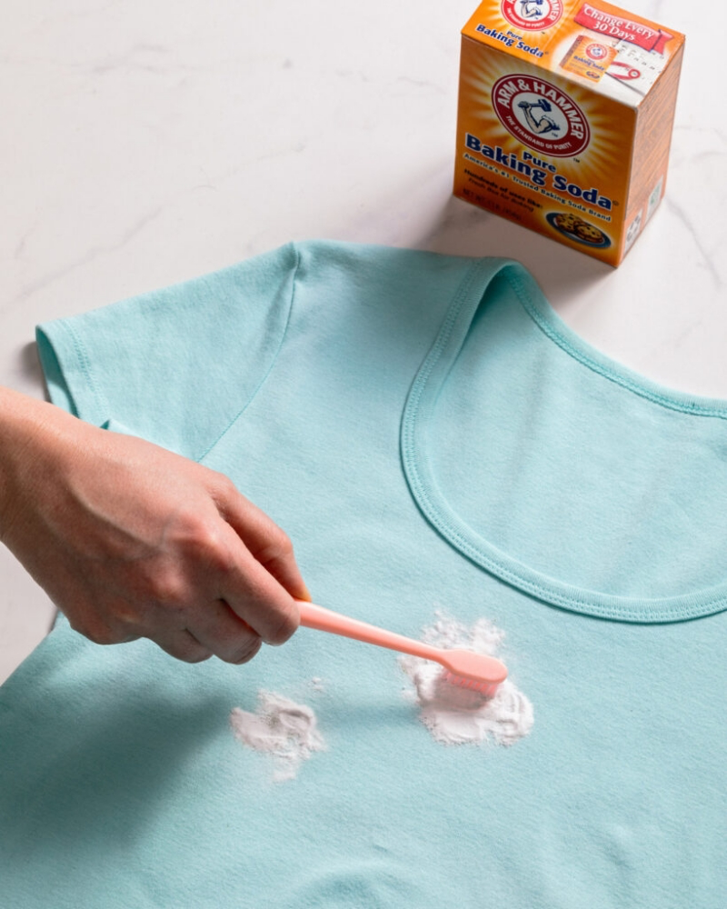 how to remove grease stains from clothes after drying