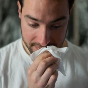 How To Clear Your Sinuses Fast: 7 Natural Remedies