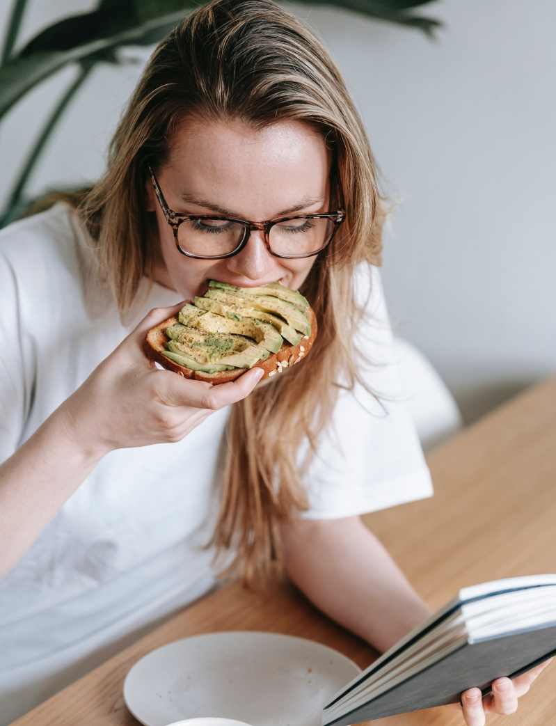 8 Energy-Boosting Afternoon Snacks to Boost Your Productivity