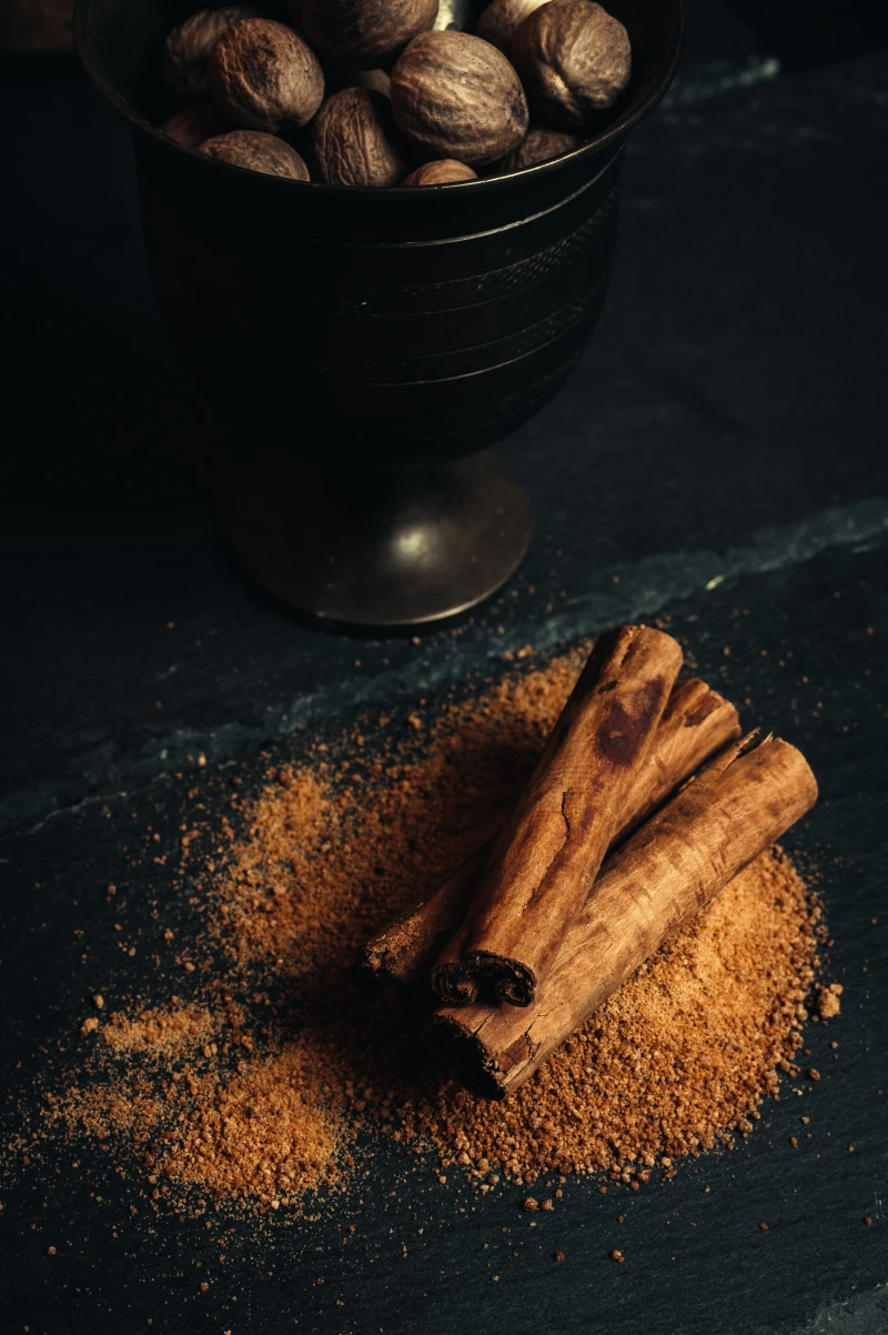 cinnamon sticks and ground spice