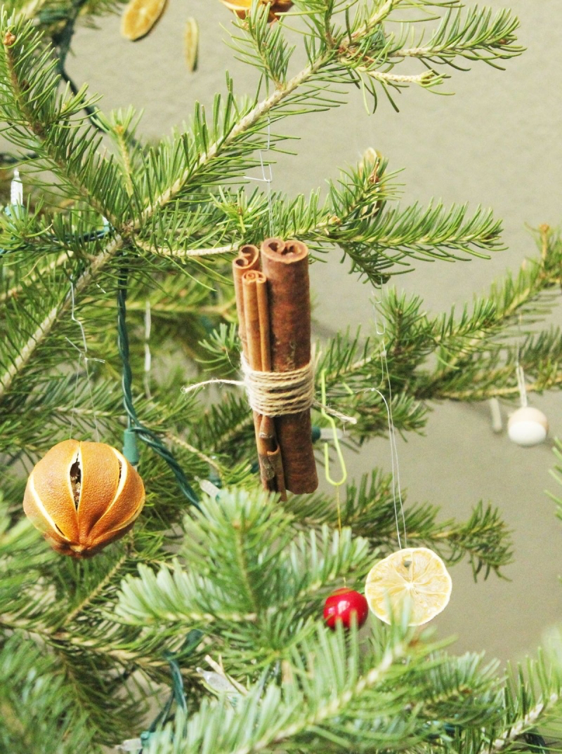 how to decorate a christmas tree for beginners