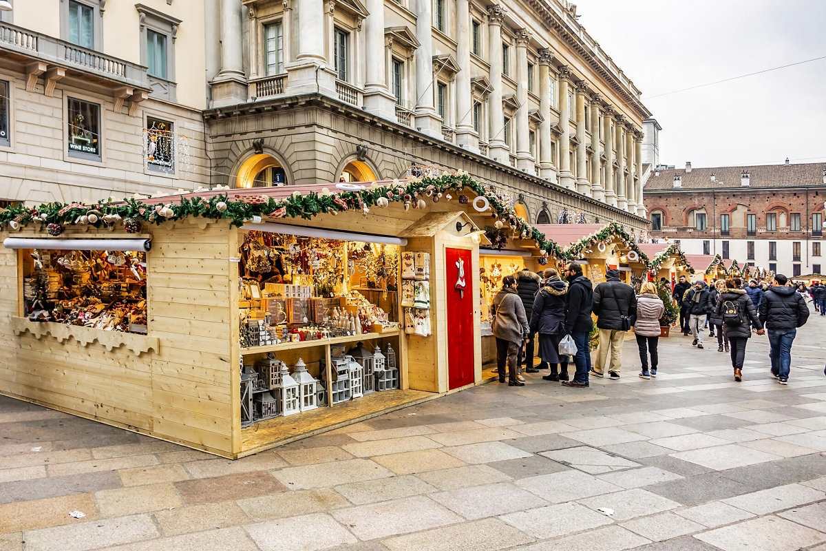 italian christmas market