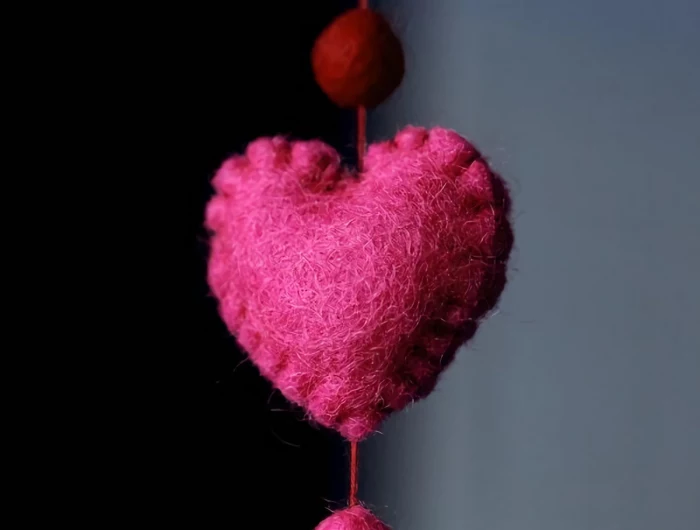felt pink heart decoration