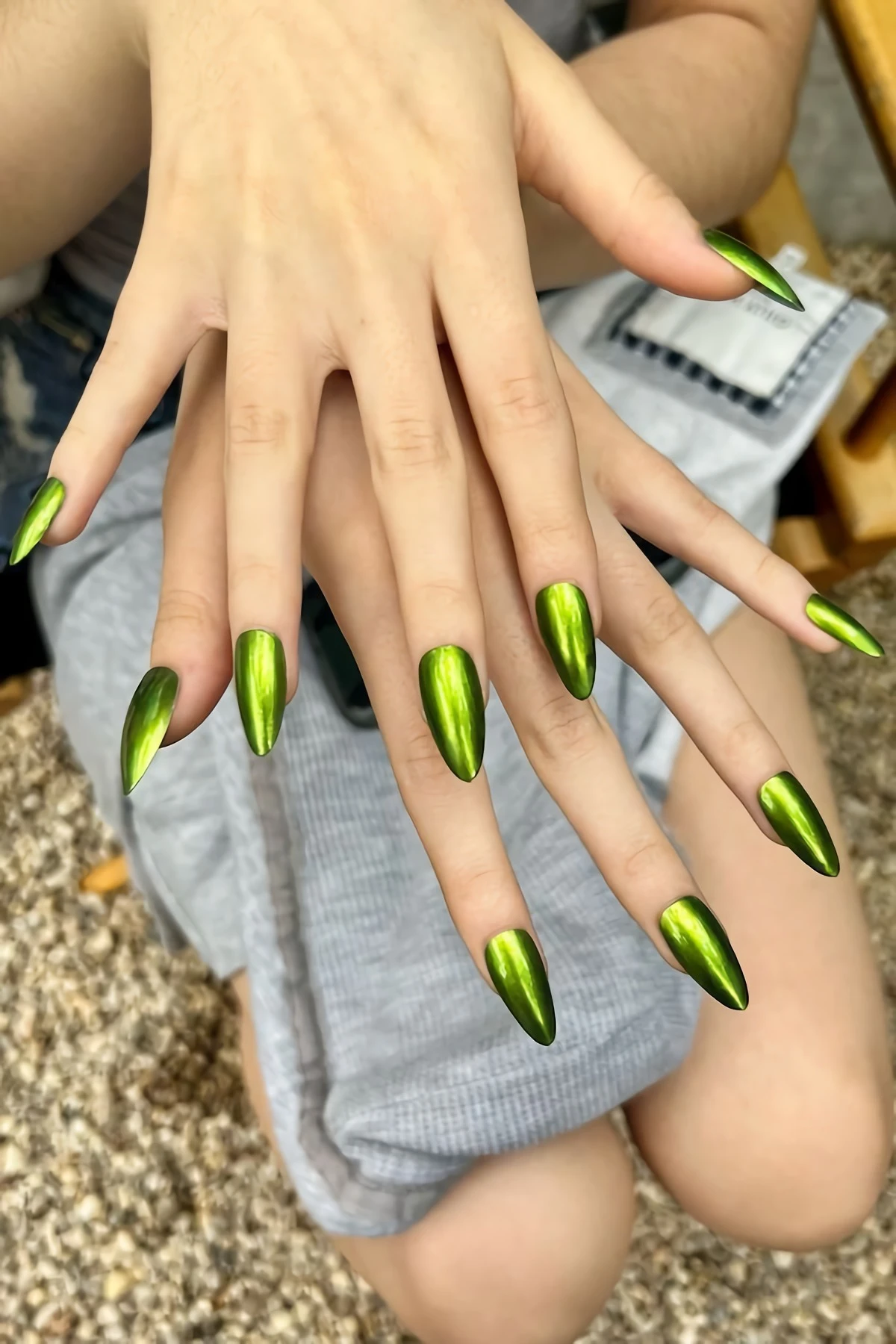 nail trends 2023 green chrome nails