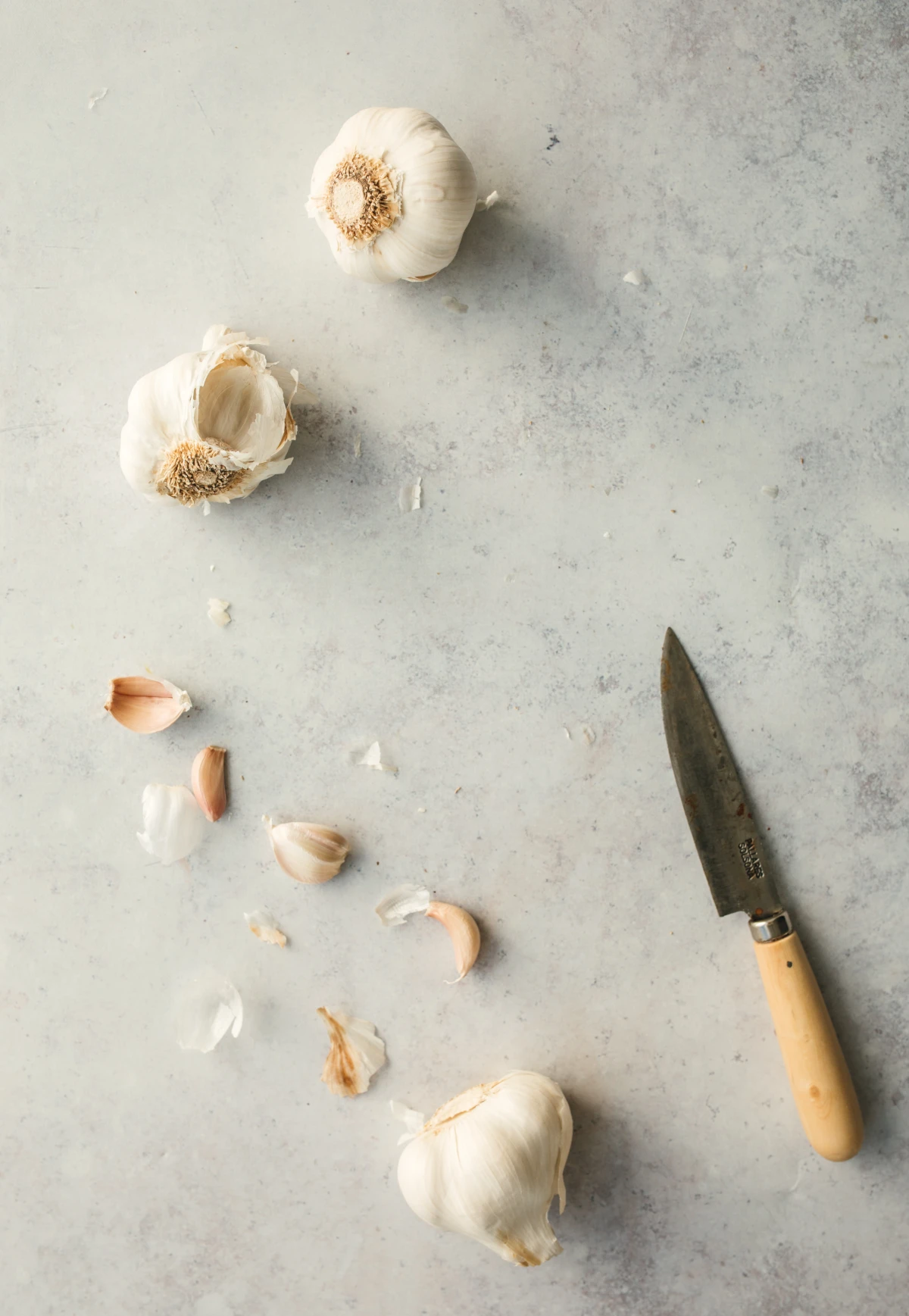common cooking mistakes chopped up garlic on marble counter
