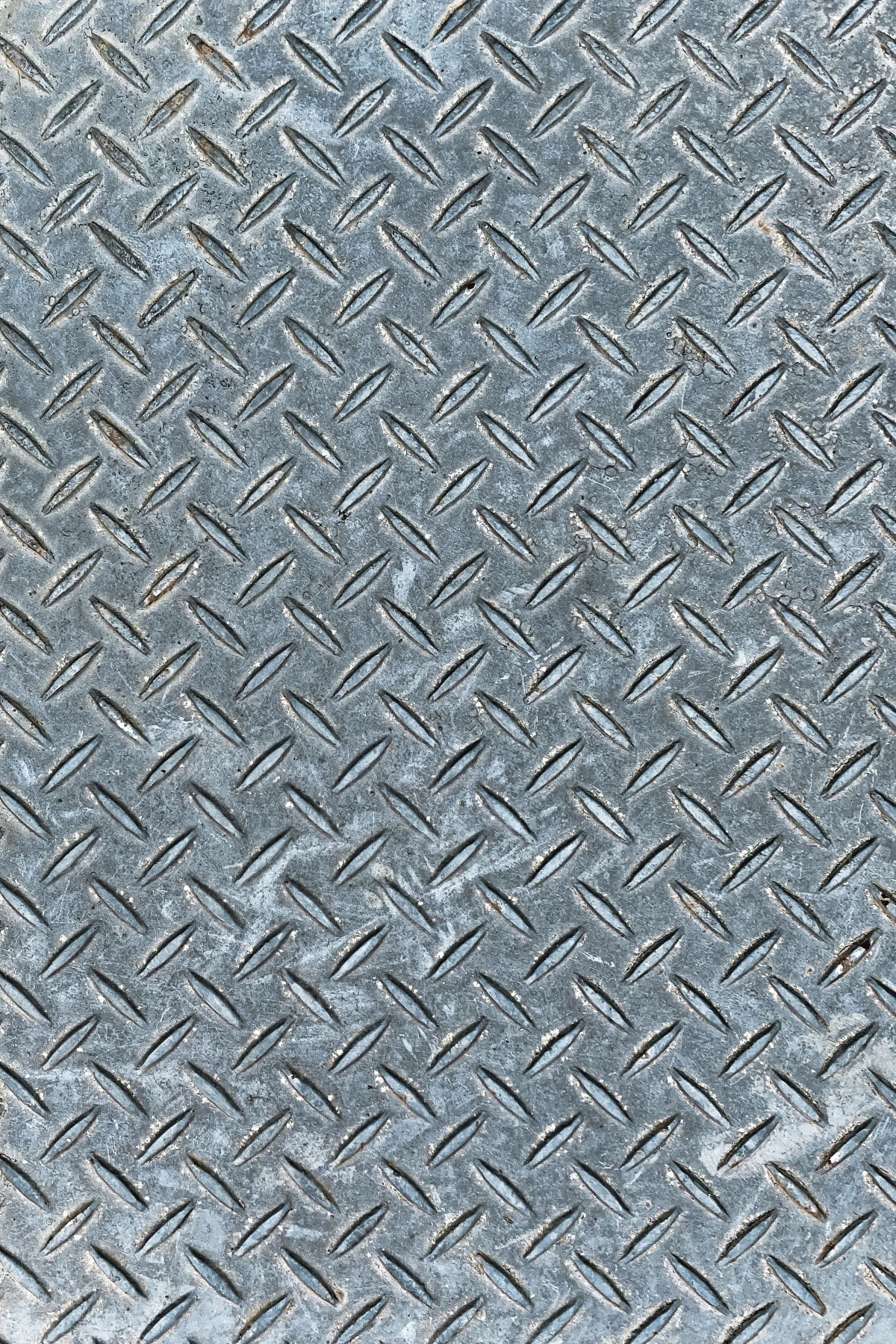 steel plate with criss cross pattern