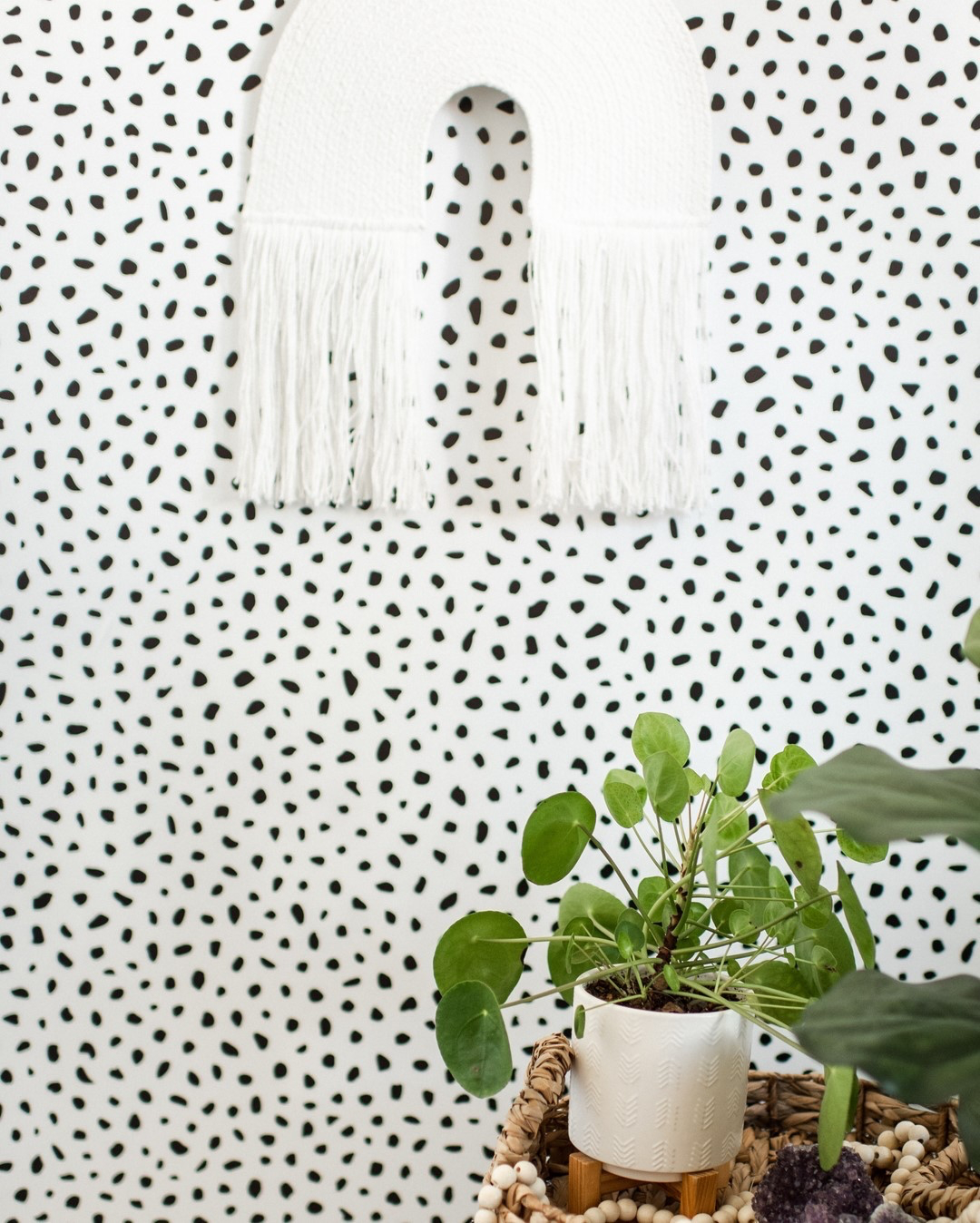 how to apply peel and stick wallpaper