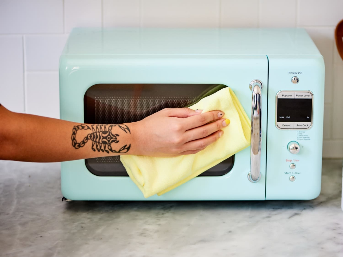 how do you sterilize potting soil in the microwave