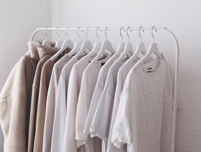 How To Brighten White Clothes: 7 Effective Methods
