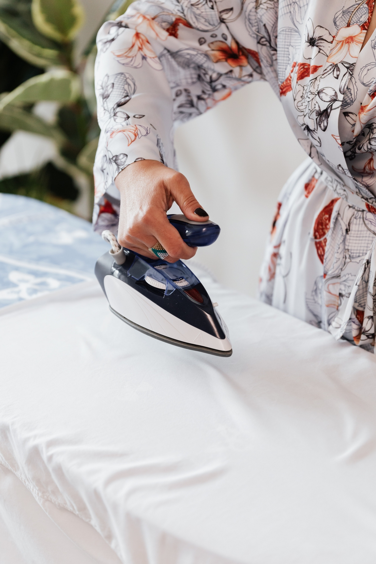 ironing clothes without using an iron