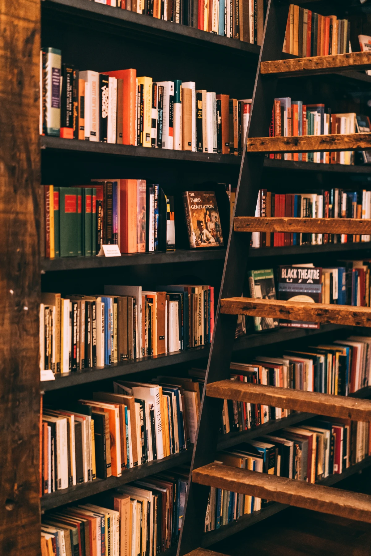 how to declutter books bookshelves full of books