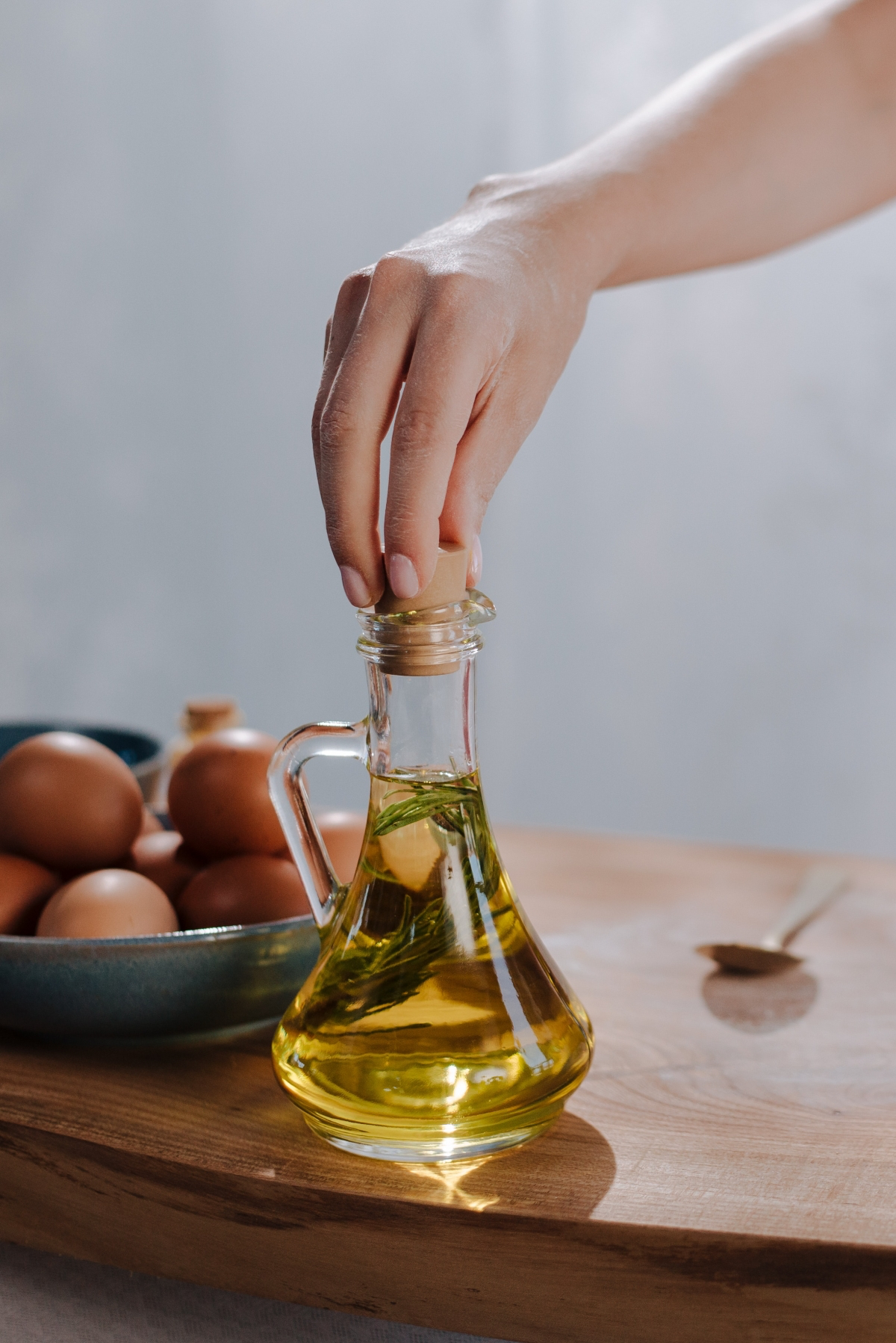 signs your olive oil is spoiled