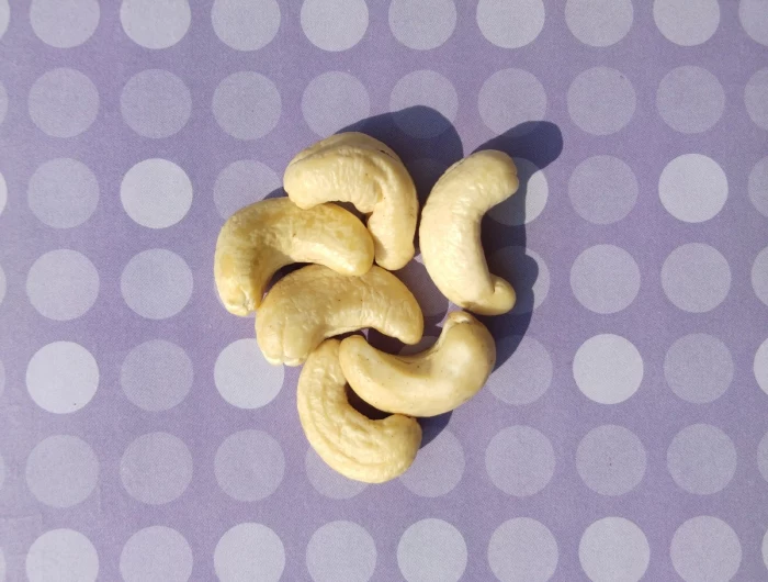 is eating cashews good for you