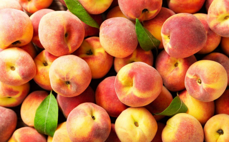 Nature’s Juicy Superfood: 5 Amazing Benefits Of Peaches