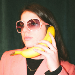 Bananas Unpeeled: 5 Delicious Reasons to Snack on Bananas