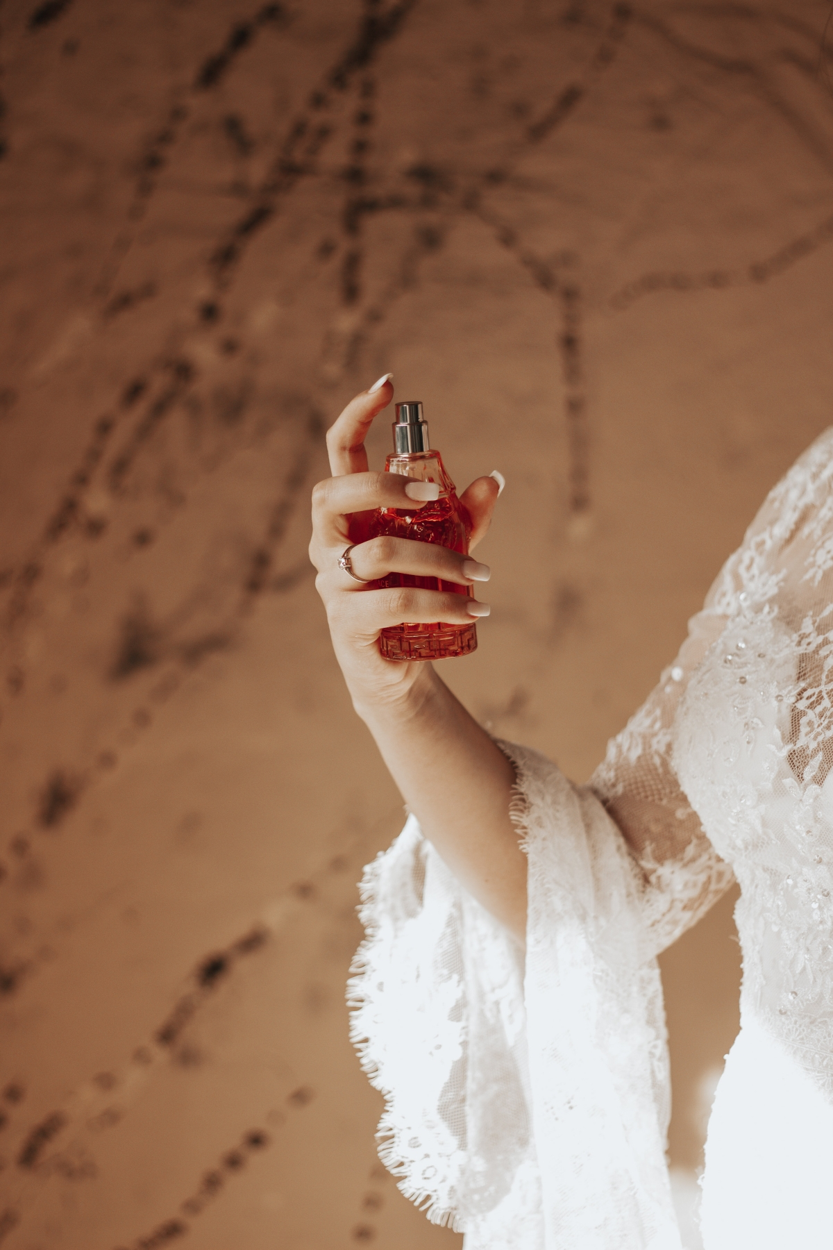 what makes a fragrance last longer