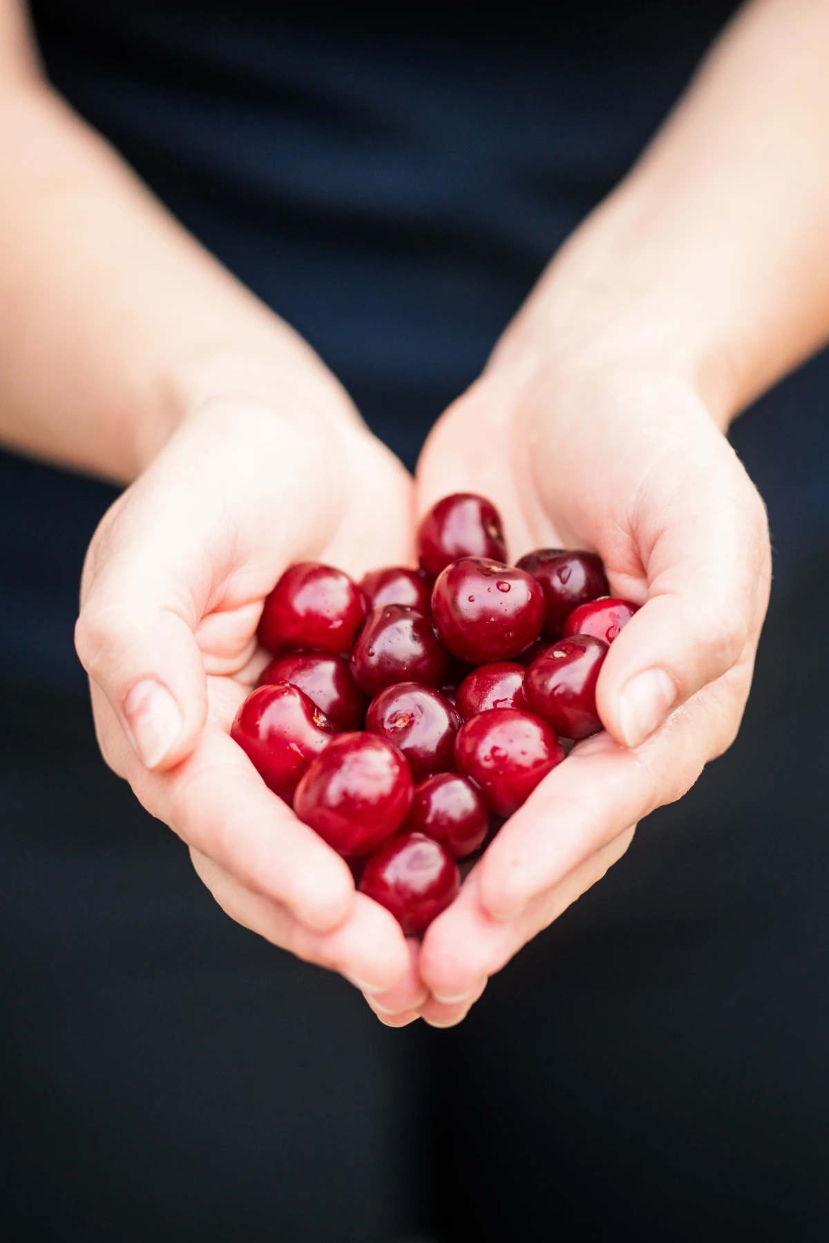 how to remove cherry stains cherries in palm of hands
