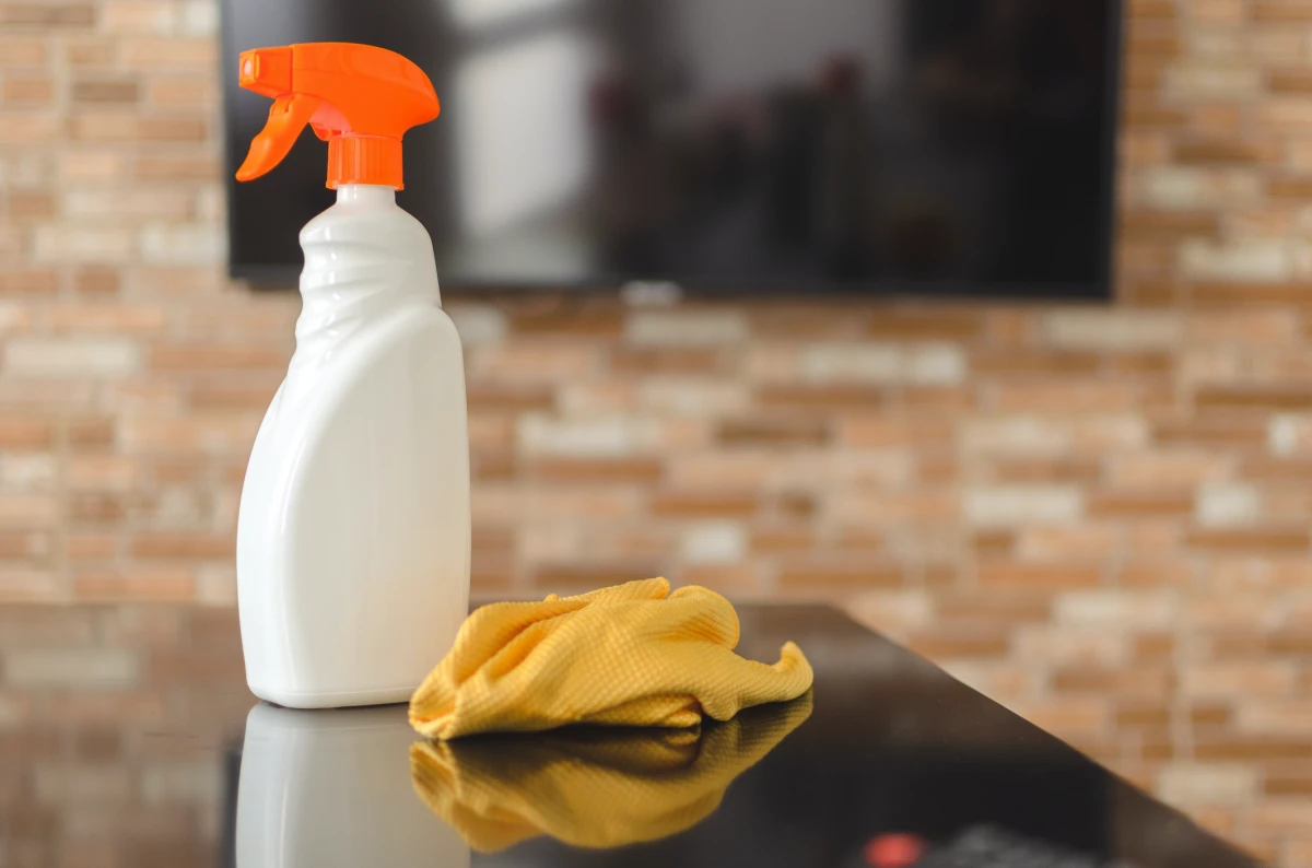 how to clean kitchen grease degreaser on table