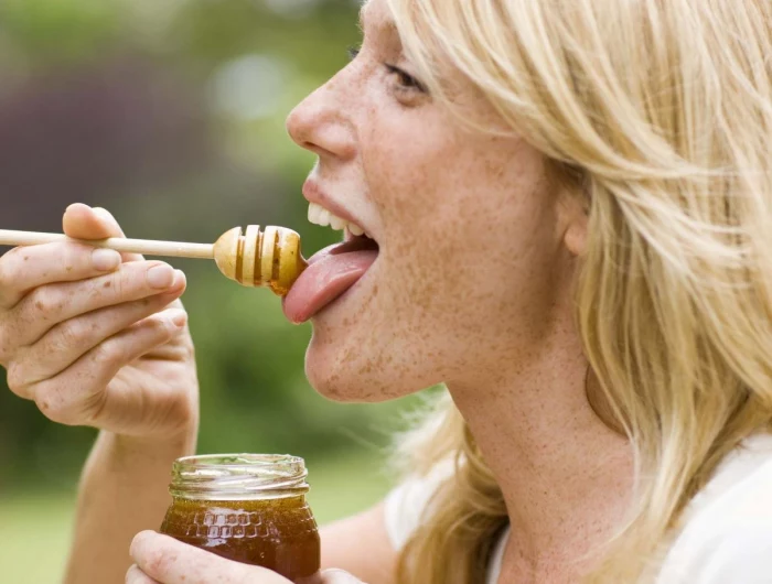 eating a spoonful of honey every day