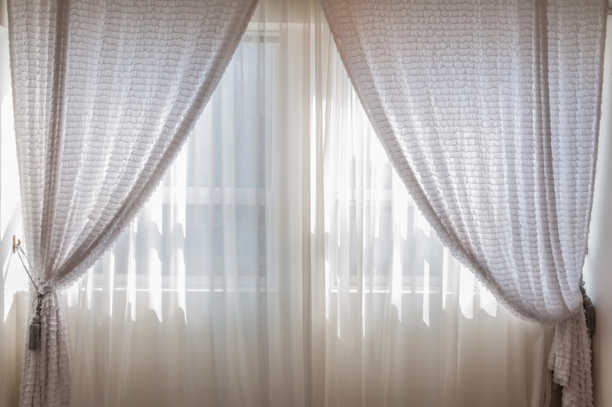 how to hang curtains and sheers