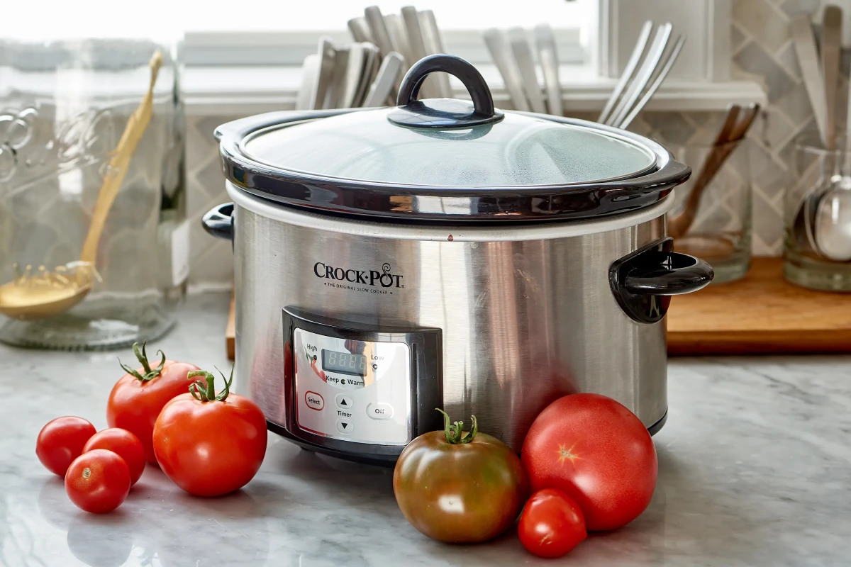 slow cooker mistakes slow cooker on counter top