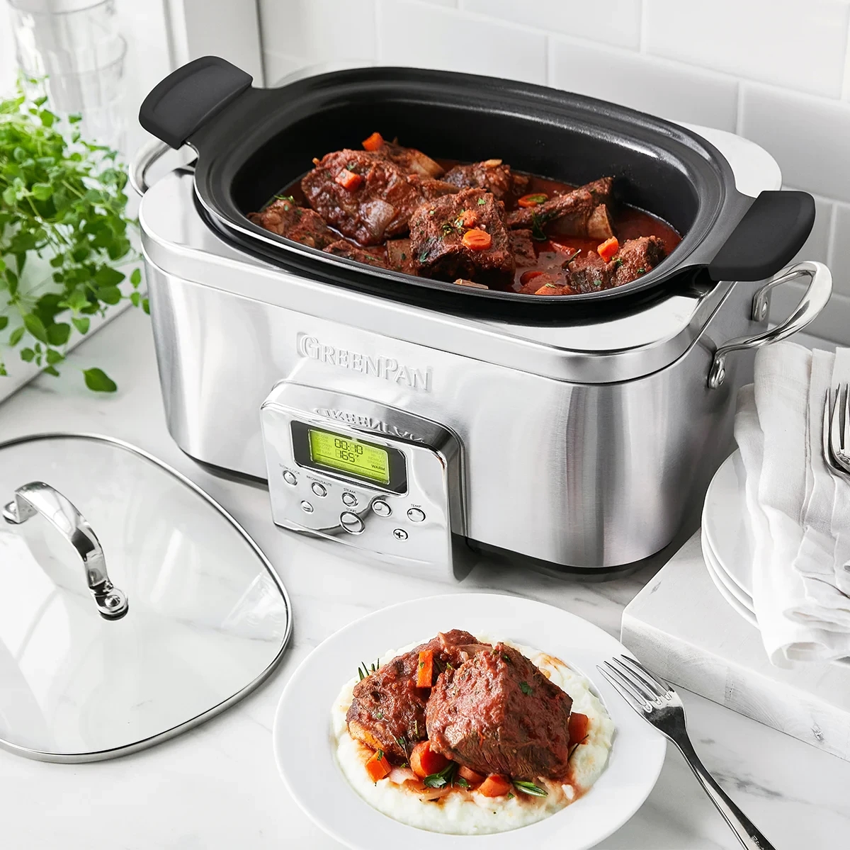 5 Common Slow Cooker Mistakes That Are Ruining Your Food