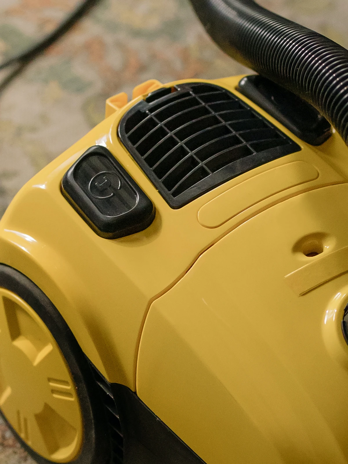 how to clean a leather couch yellow vacuum cleaner