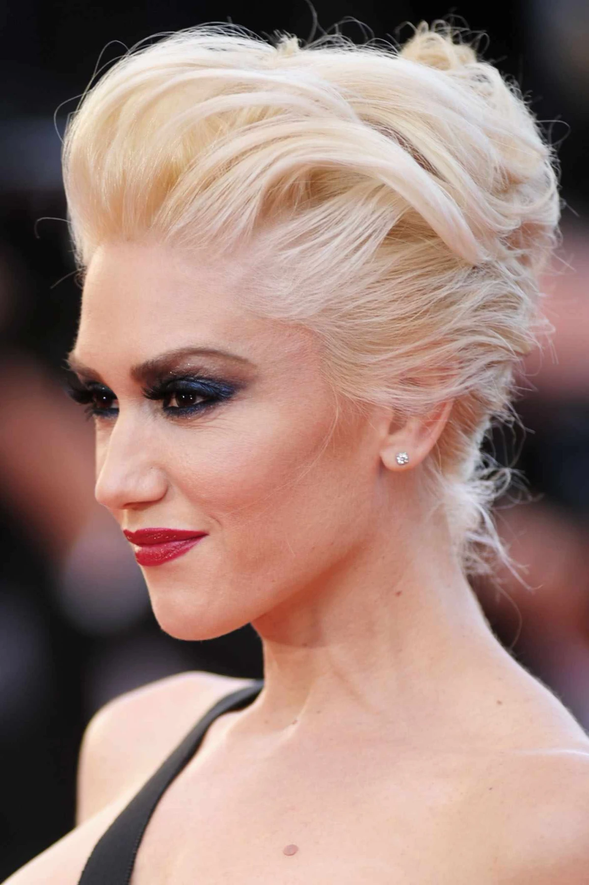 gwen stefani pompadour