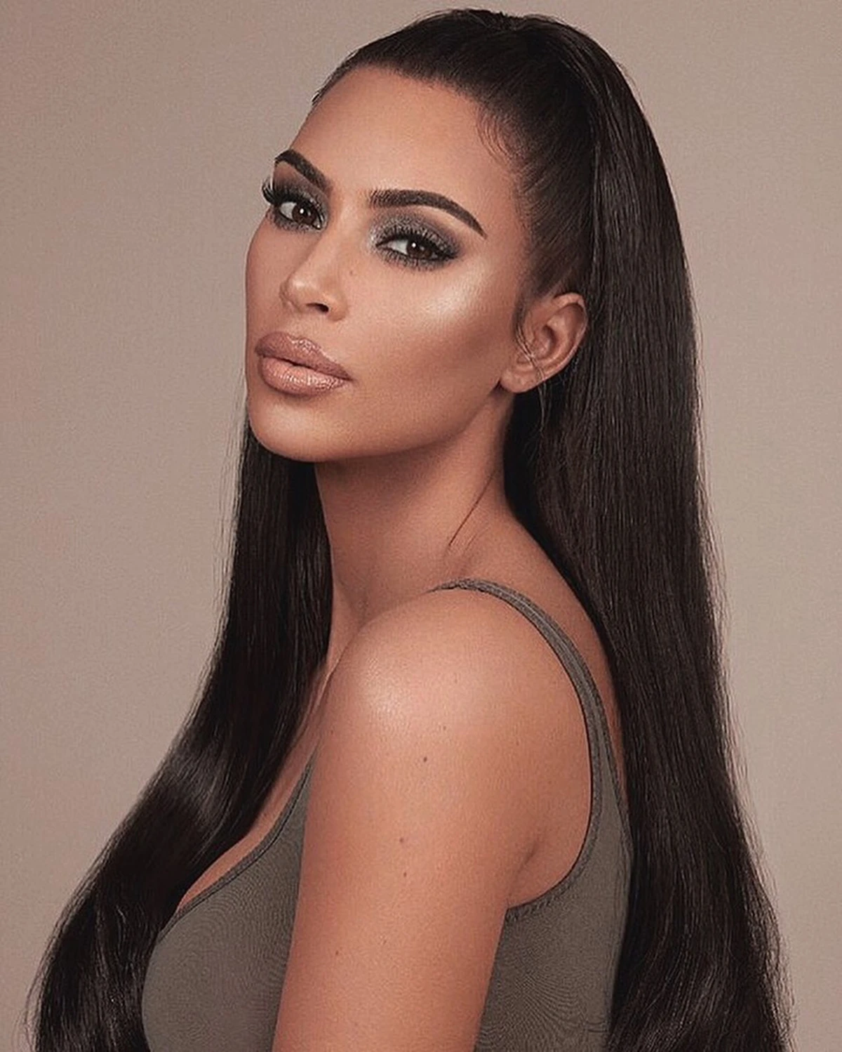 long straight hair kim kardashian