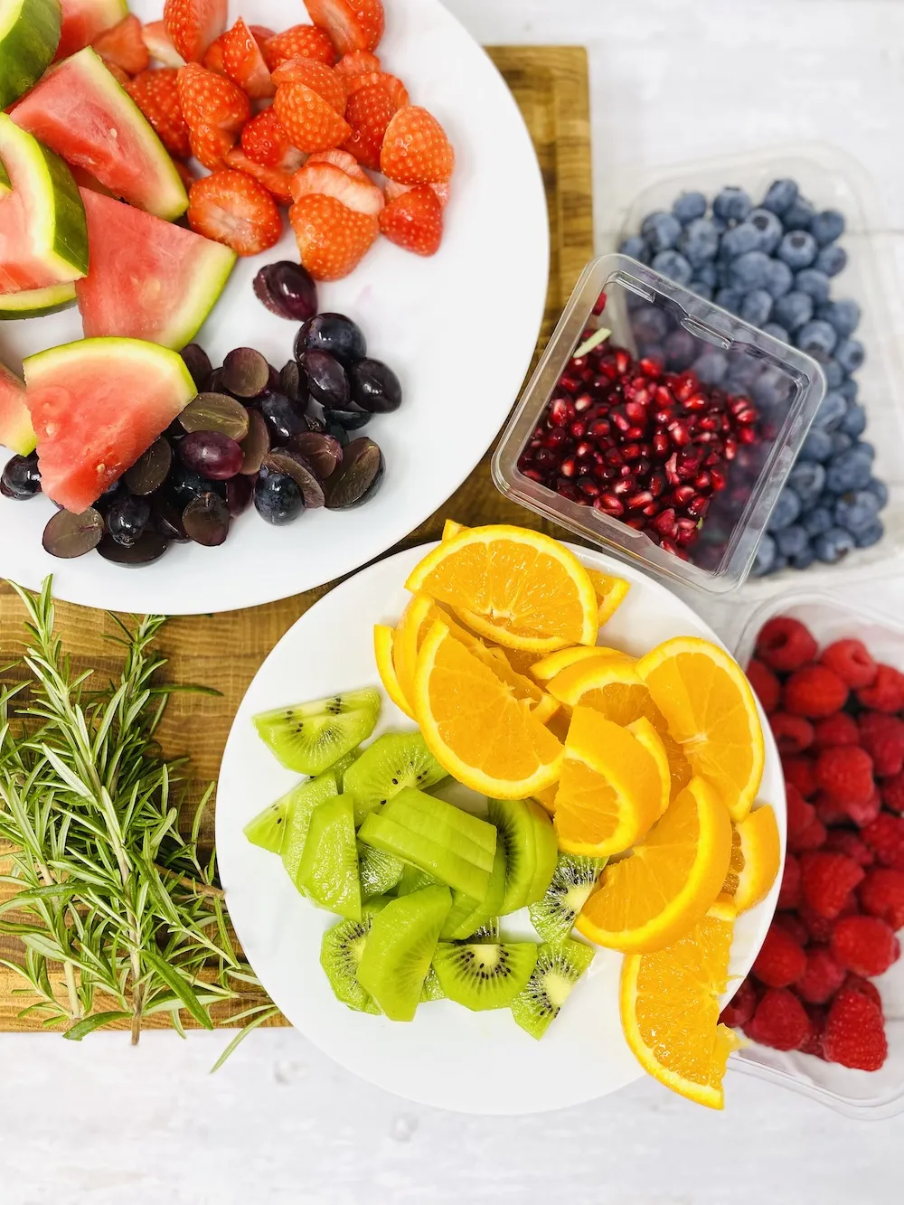 making christmas fruit plates.jpg