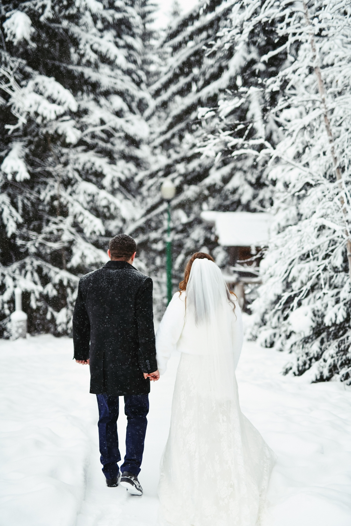 winter blue wedding colors