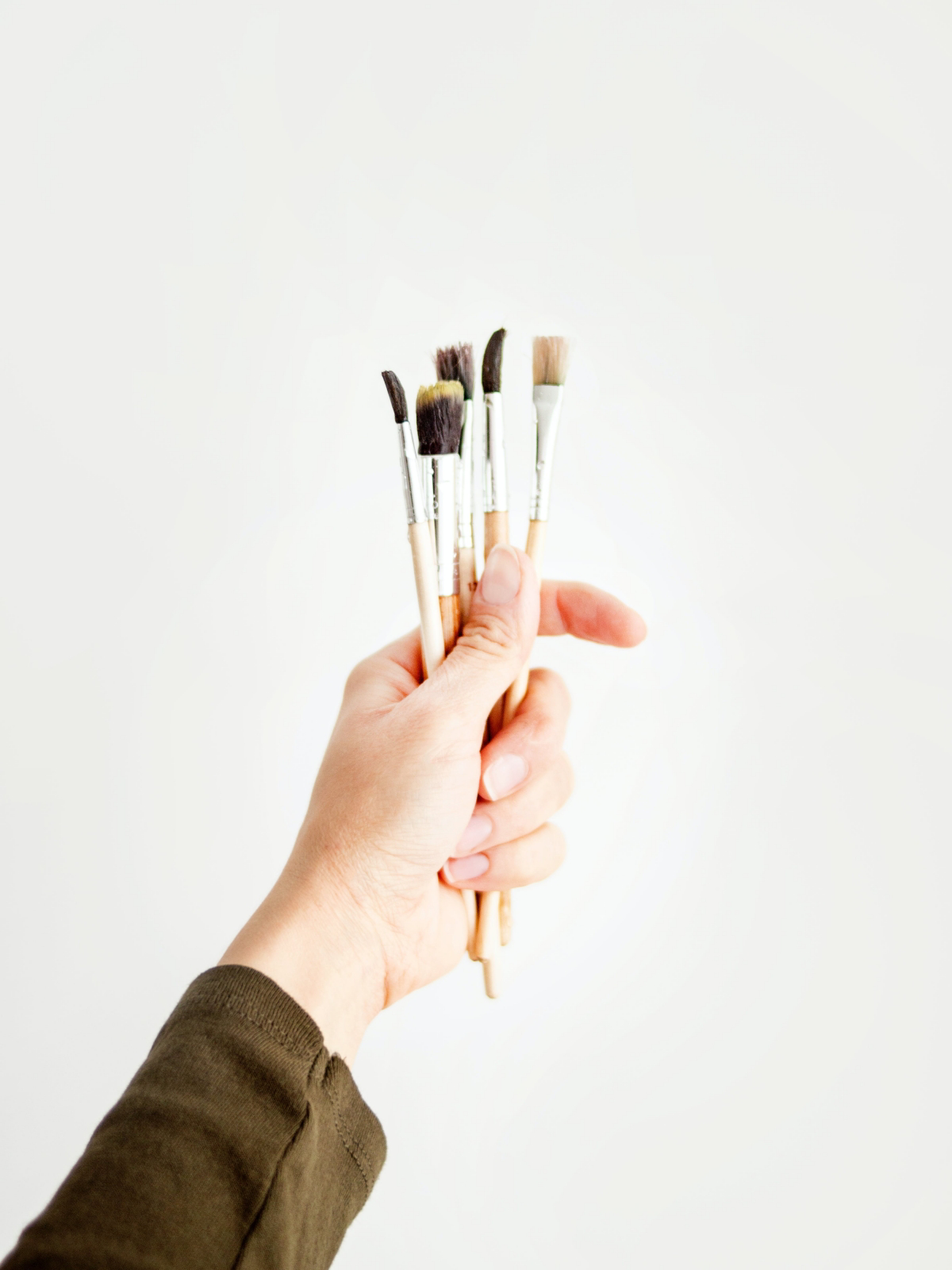 cleaning oil based paint brushes