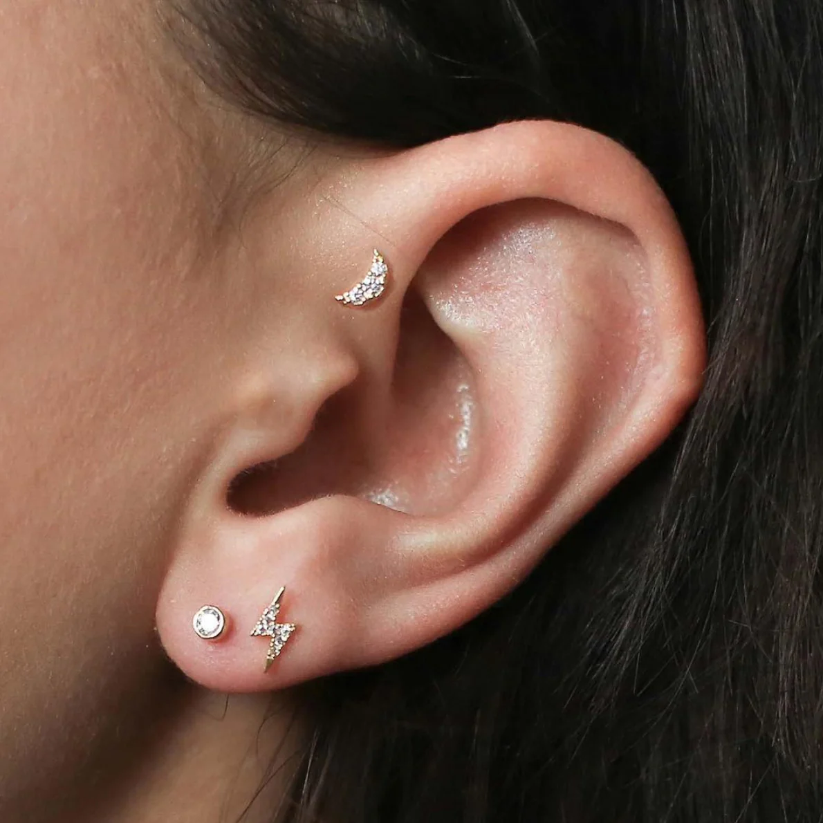 forward helix ear piercings.jpg